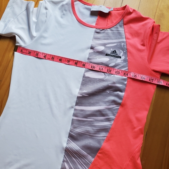 Adidas by Stella McCartney Barricade short sleeves top. Pink, grey & white. M. - Picture 6 of 8